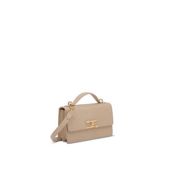 Hazel in Oyster