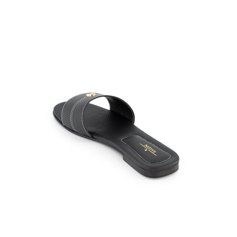 Sandals w/ Stitching in Black