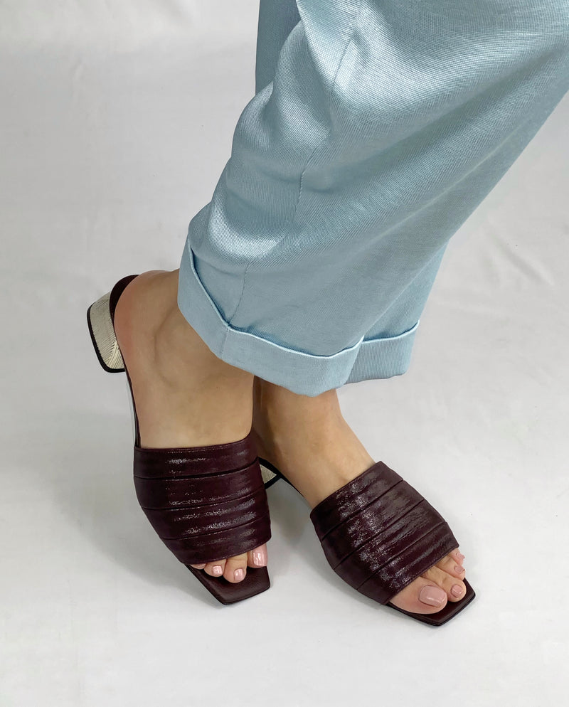 Boxxy Sandals W/ Striped Metallic Heels in Bordeaux